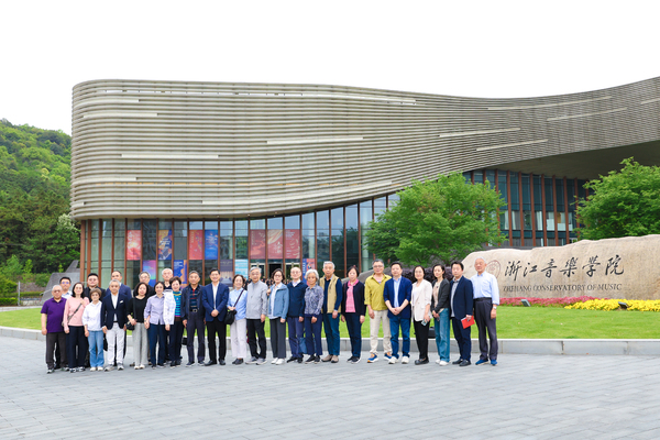 1744938461934048949.jpg f5acba7e4568530526385310493493be_600.jpg